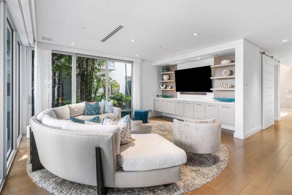 130 Macfarlane Drive, Delray Beach, FL 33483 Photo