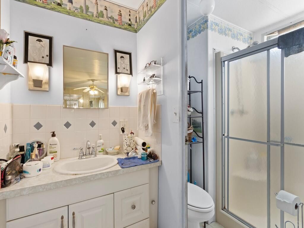 8 Novedades, Port Saint Lucie, FL 34952 Photo