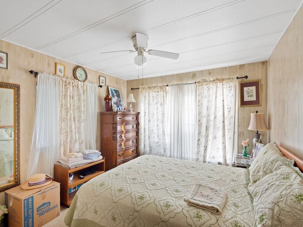 8 Novedades, Port Saint Lucie, FL 34952 Photo