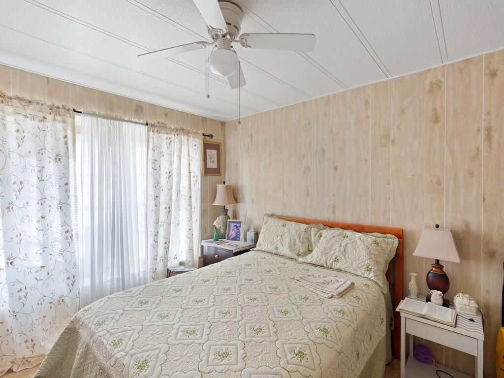 8 Novedades, Port Saint Lucie, FL 34952 Photo