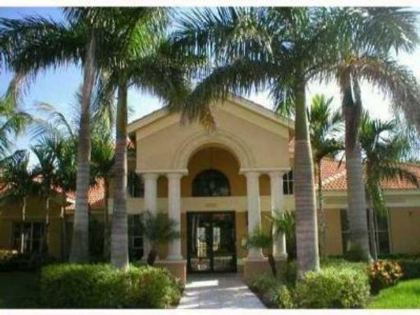 4081 San Marino Boulevard, Unit 205, West Palm Beach, FL 33409