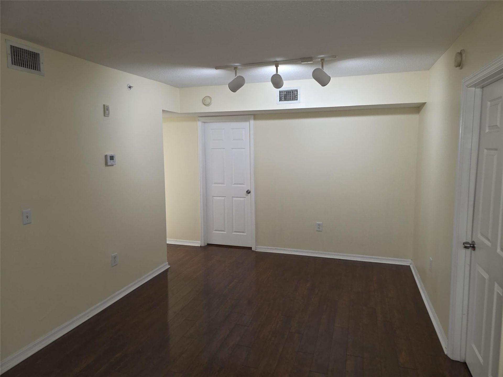 4081 San Marino Boulevard, Unit 205, West Palm Beach, FL 33409 Photo