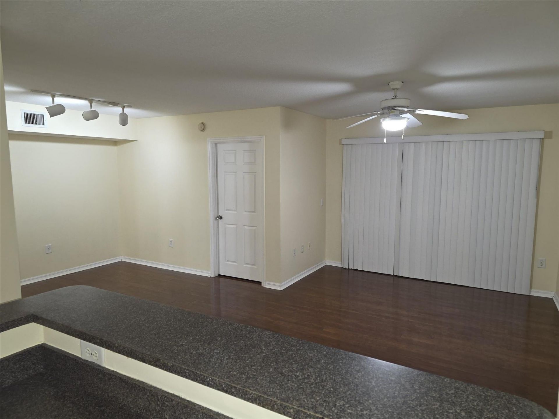 4081 San Marino Boulevard, Unit 205, West Palm Beach, FL 33409 Photo