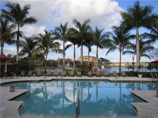 4081 San Marino Boulevard, Unit 205, West Palm Beach, FL 33409 Photo