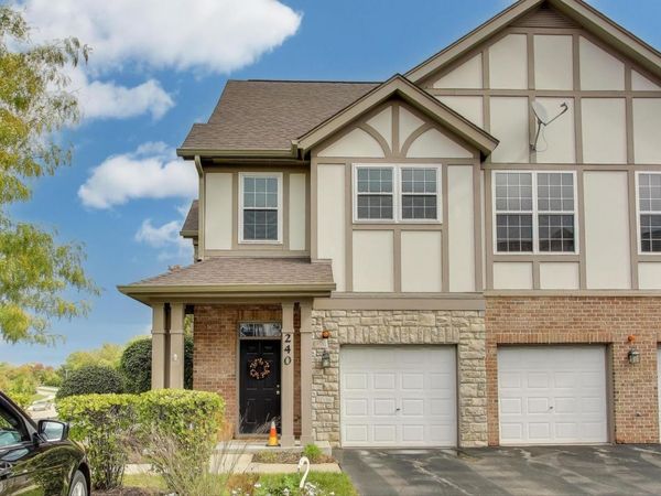 890 June Terrace, Unit 240, Lake Zurich, IL 60047