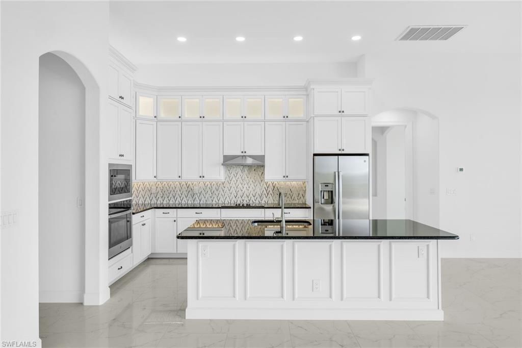 1205 SE 20th Ct, Cape Coral, FL 33990 Photo