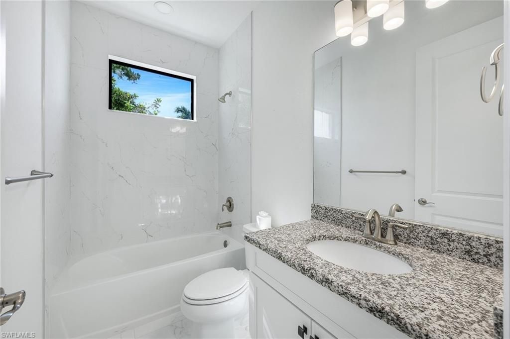 1205 SE 20th Ct, Cape Coral, FL 33990 Photo