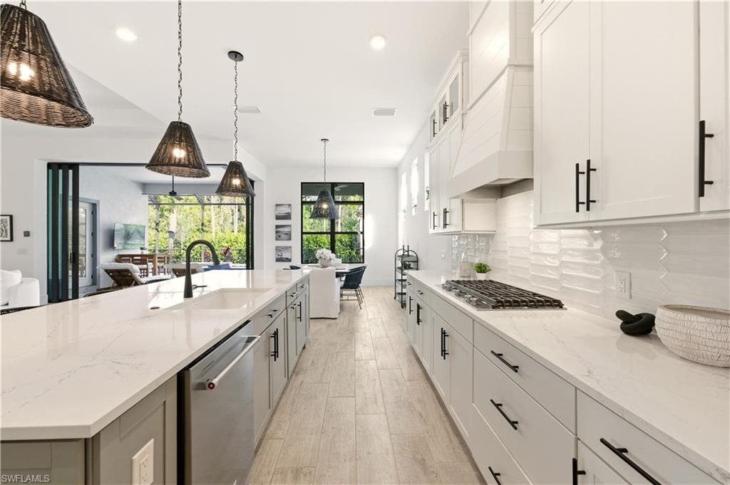 16265 Verilyn Cir, Naples, FL 34110 Photo