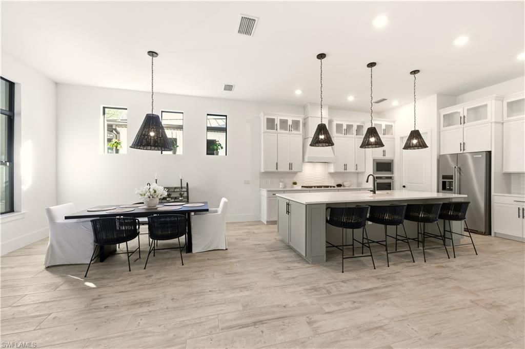 16265 Verilyn Cir, Naples, FL 34110 Photo
