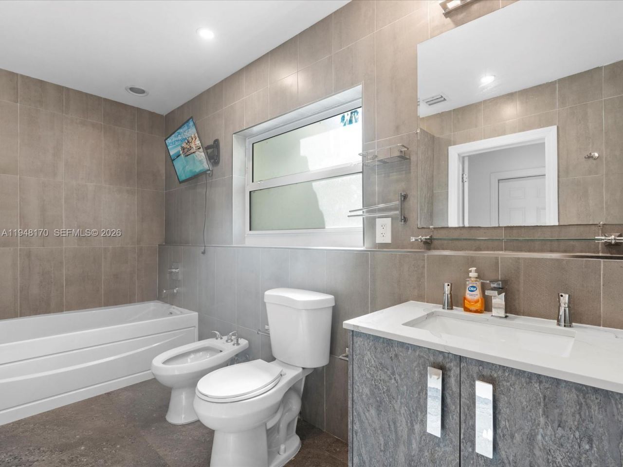 201 Golden Beach Dr , Golden Beach, FL 33160 Photo