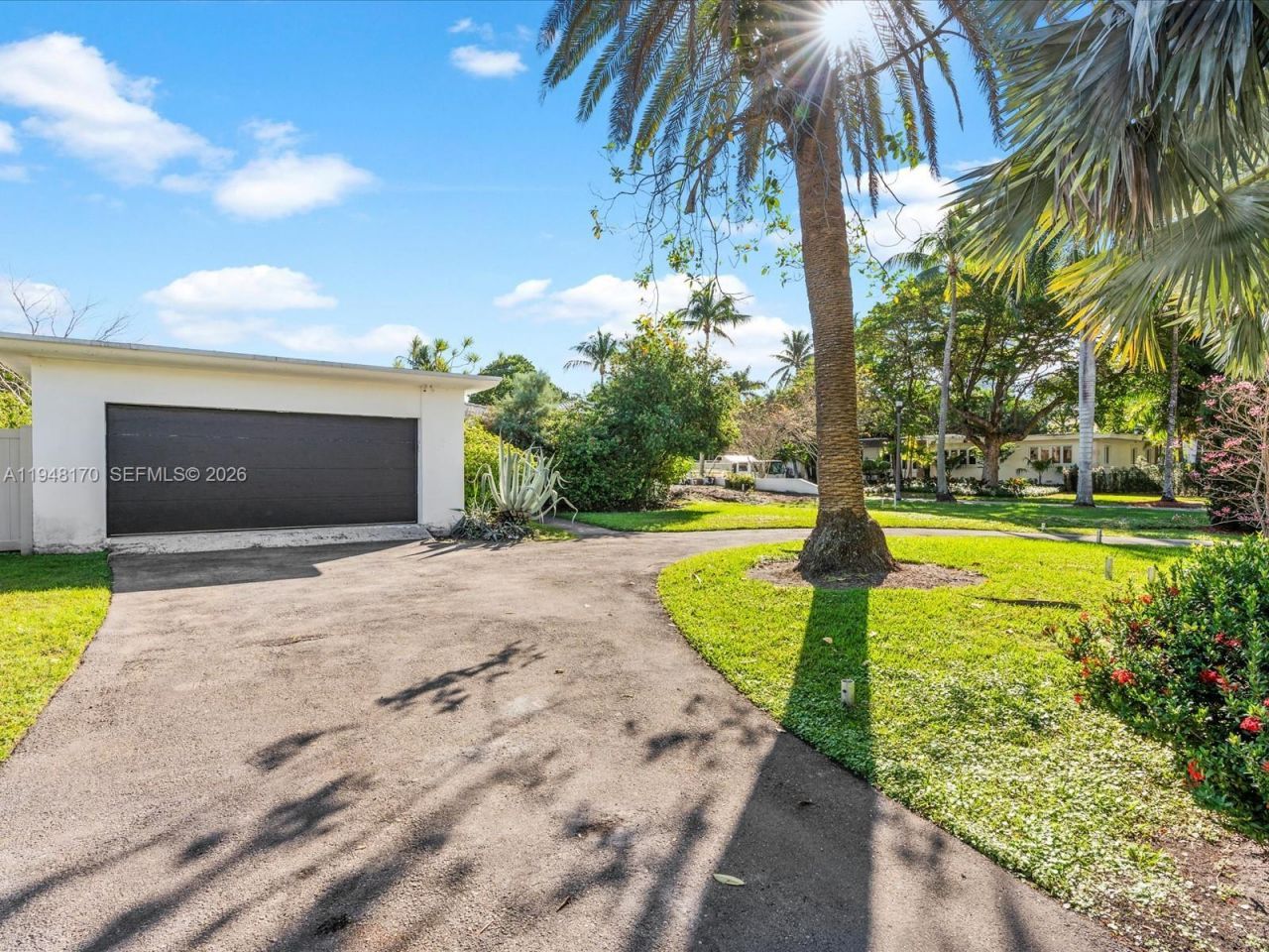 201 Golden Beach Dr , Golden Beach, FL 33160 Photo