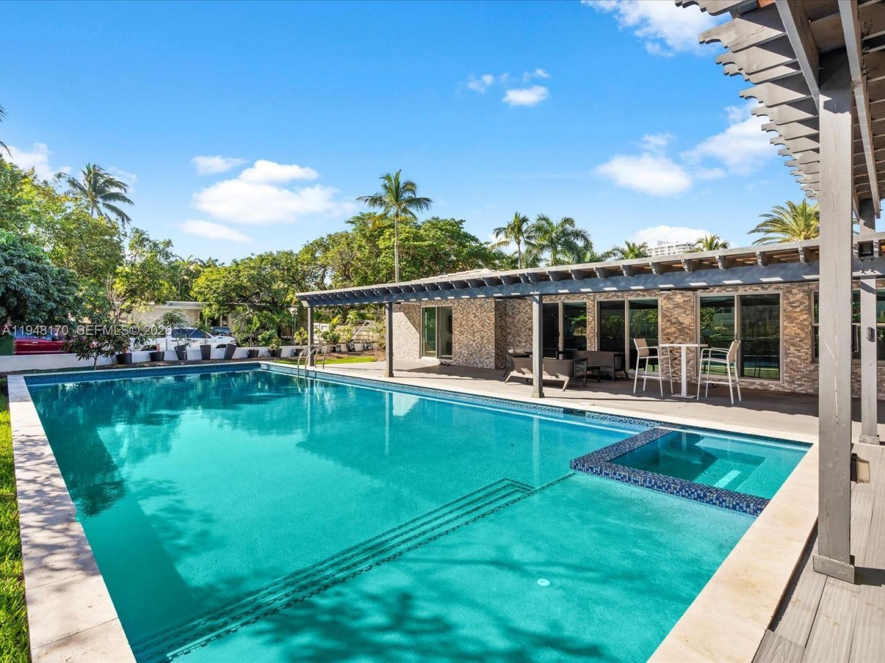 201 Golden Beach Dr , Golden Beach, FL 33160 Photo