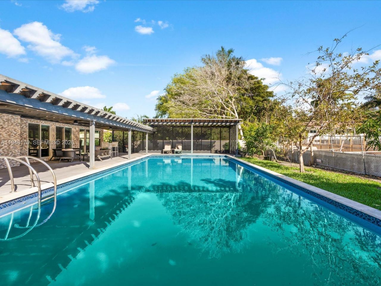 201 Golden Beach Dr , Golden Beach, FL 33160 Photo