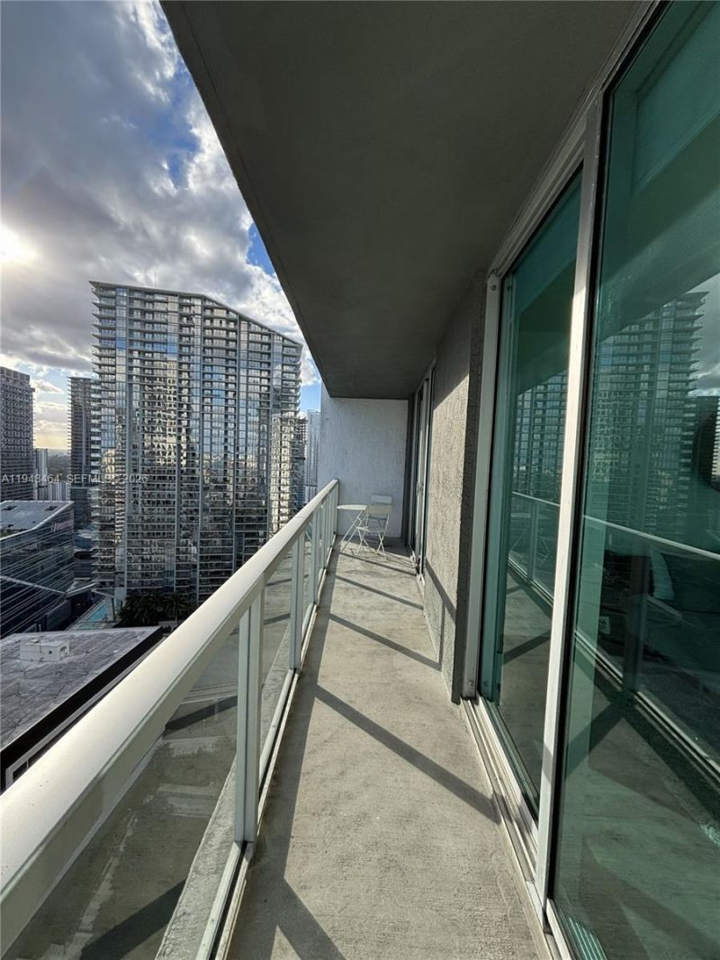 500 Brickell Ave, Unit 3408, Miami, FL 33131 Photo