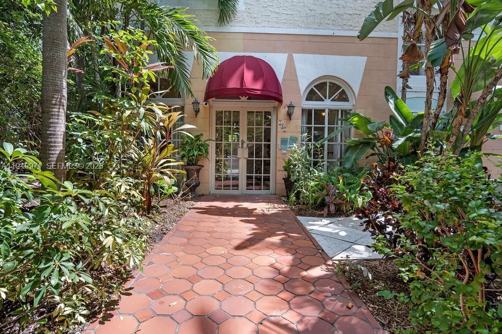 747 Michigan Ave , Unit 201, Miami Beach, FL 33139 Photo