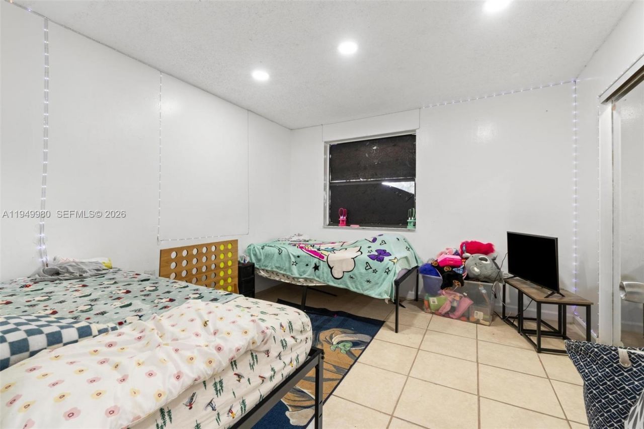 475 NW 210th St , Unit 201, Miami Gardens, FL 33169 Photo