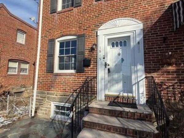 1815 MAPLE STREET, WILMINGTON, DE 19805