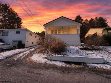 1412 Hood Street, Fairmont, WV 26554