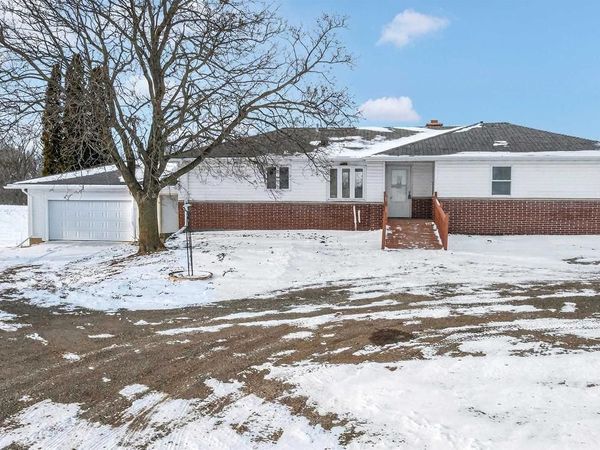W8662 LONE ELM ROAD, Van Dyne, WI 54979