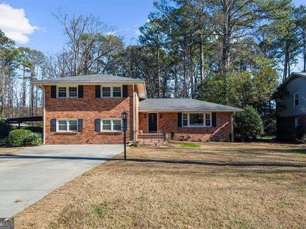 2142 Aldah Drive, Tucker, GA 30084
