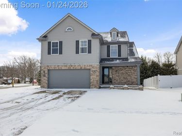 9005 Birch Pointe Drive, Berlin Twp, MI 48166