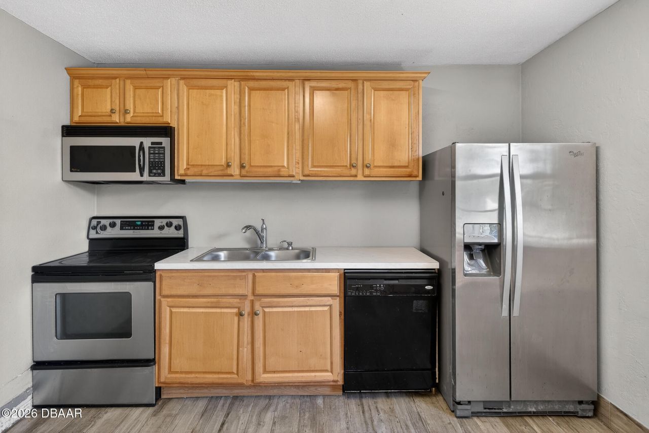 1806 James Street, South Daytona, FL 32119 Photo