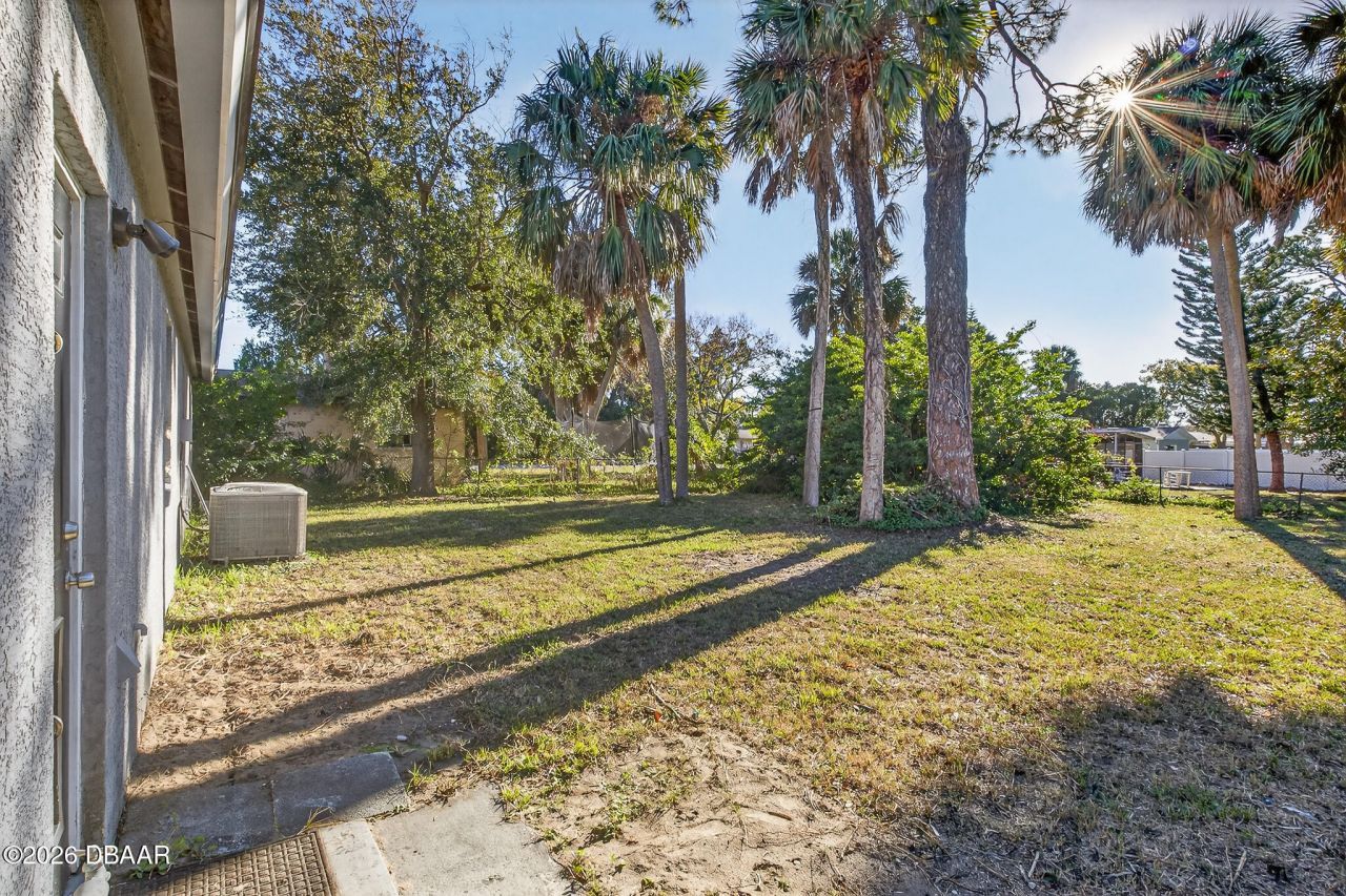 1806 James Street, South Daytona, FL 32119 Photo