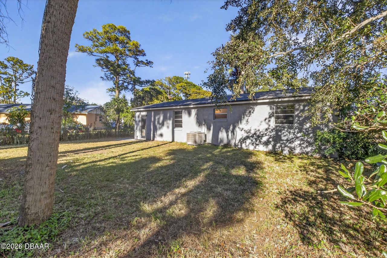 1806 James Street, South Daytona, FL 32119 Photo
