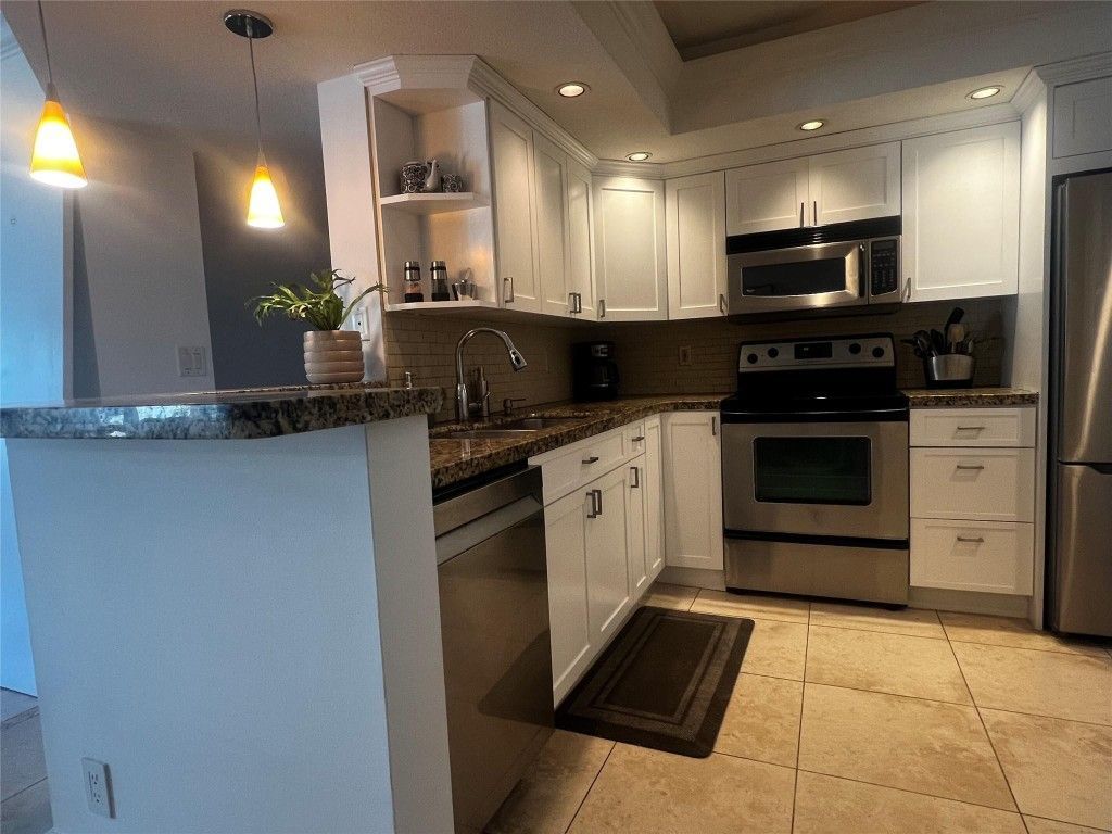 1170 N Federal Highway, Unit 311, Fort Lauderdale, FL 33304 Photo