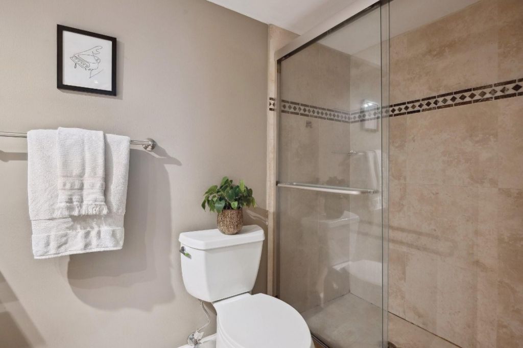 1170 N Federal Highway, Unit 311, Fort Lauderdale, FL 33304 Photo