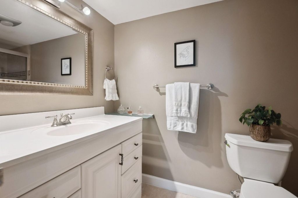 1170 N Federal Highway, Unit 311, Fort Lauderdale, FL 33304 Photo