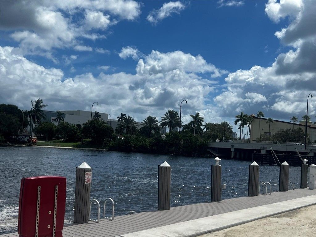 1170 N Federal Highway, Unit 311, Fort Lauderdale, FL 33304 Photo