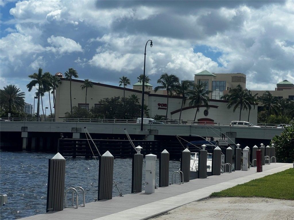 1170 N Federal Highway, Unit 311, Fort Lauderdale, FL 33304 Photo