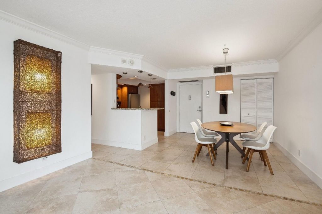 1170 N Federal Highway, Unit 311, Fort Lauderdale, FL 33304 Photo