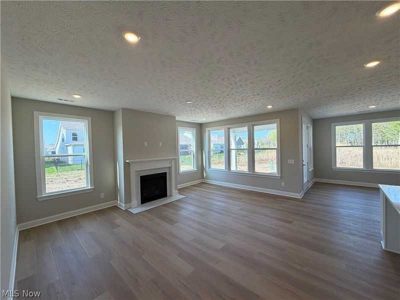 435 Caravel Court, Avon Lake, OH 44012 Photo 2