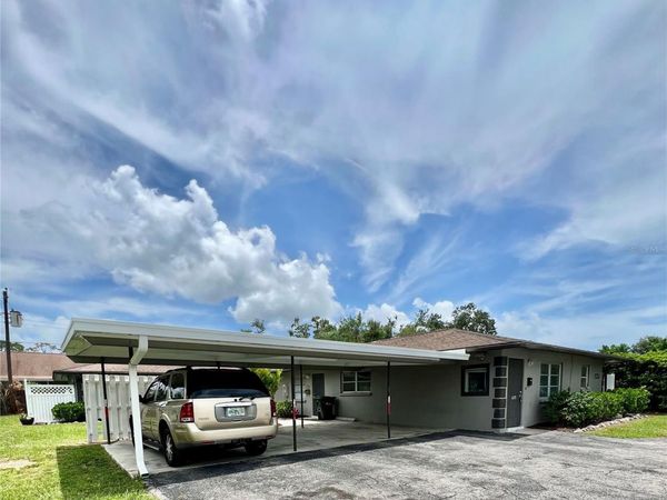 6351 GATEWAY AVENUE, SARASOTA, FL 34231