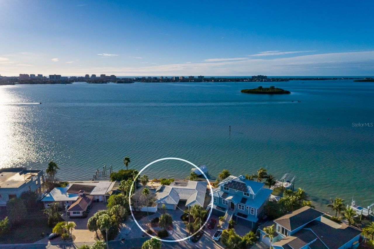 1844 Venetian Point Drive, Clearwater, FL 33755 Photo