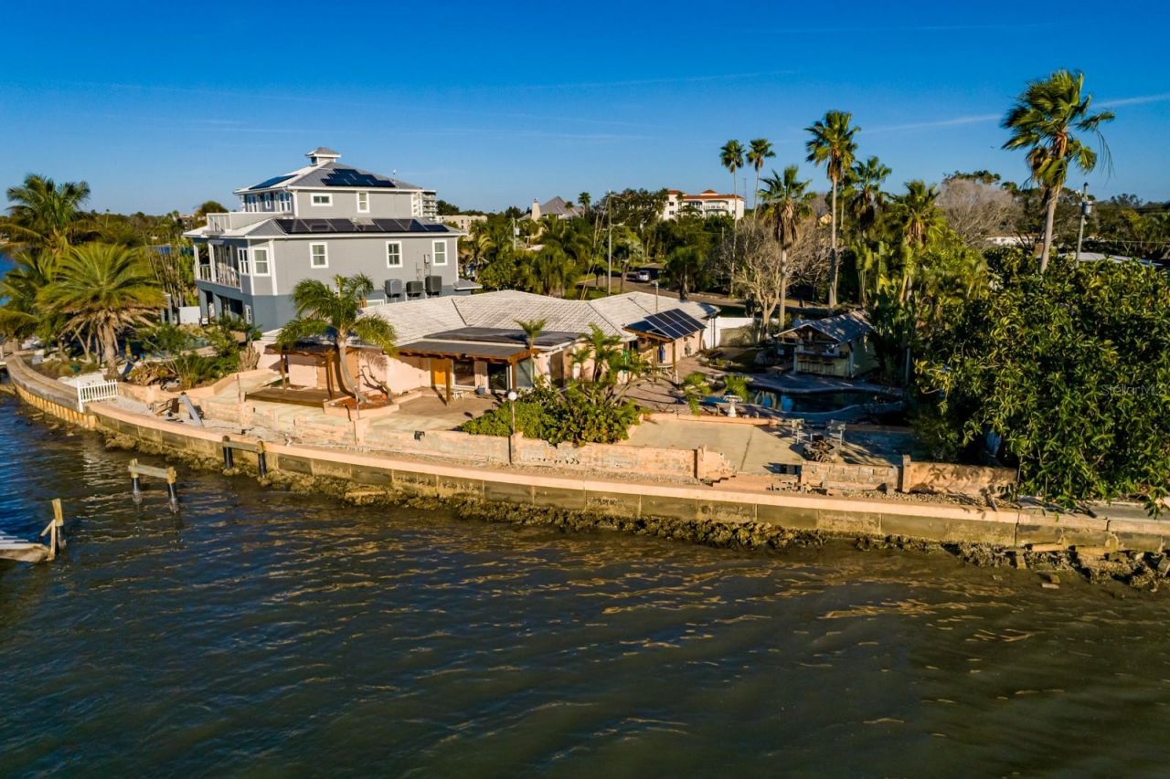 1844 Venetian Point Drive, Clearwater, FL 33755 Photo