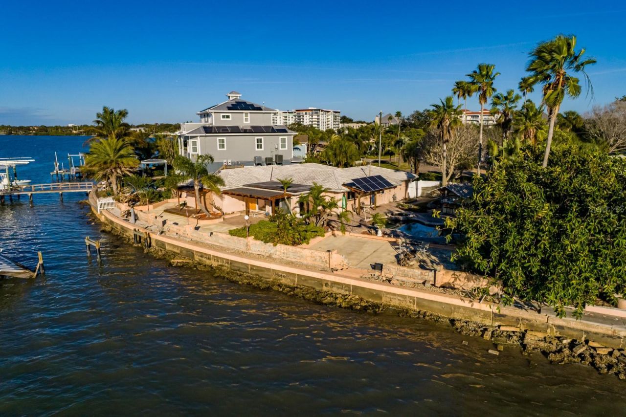 1844 Venetian Point Drive, Clearwater, FL 33755 Photo