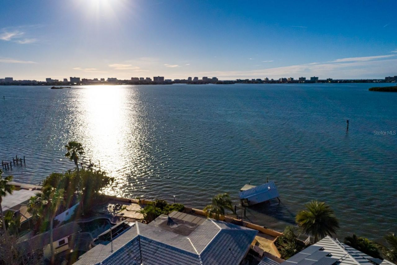 1844 Venetian Point Drive, Clearwater, FL 33755 Photo