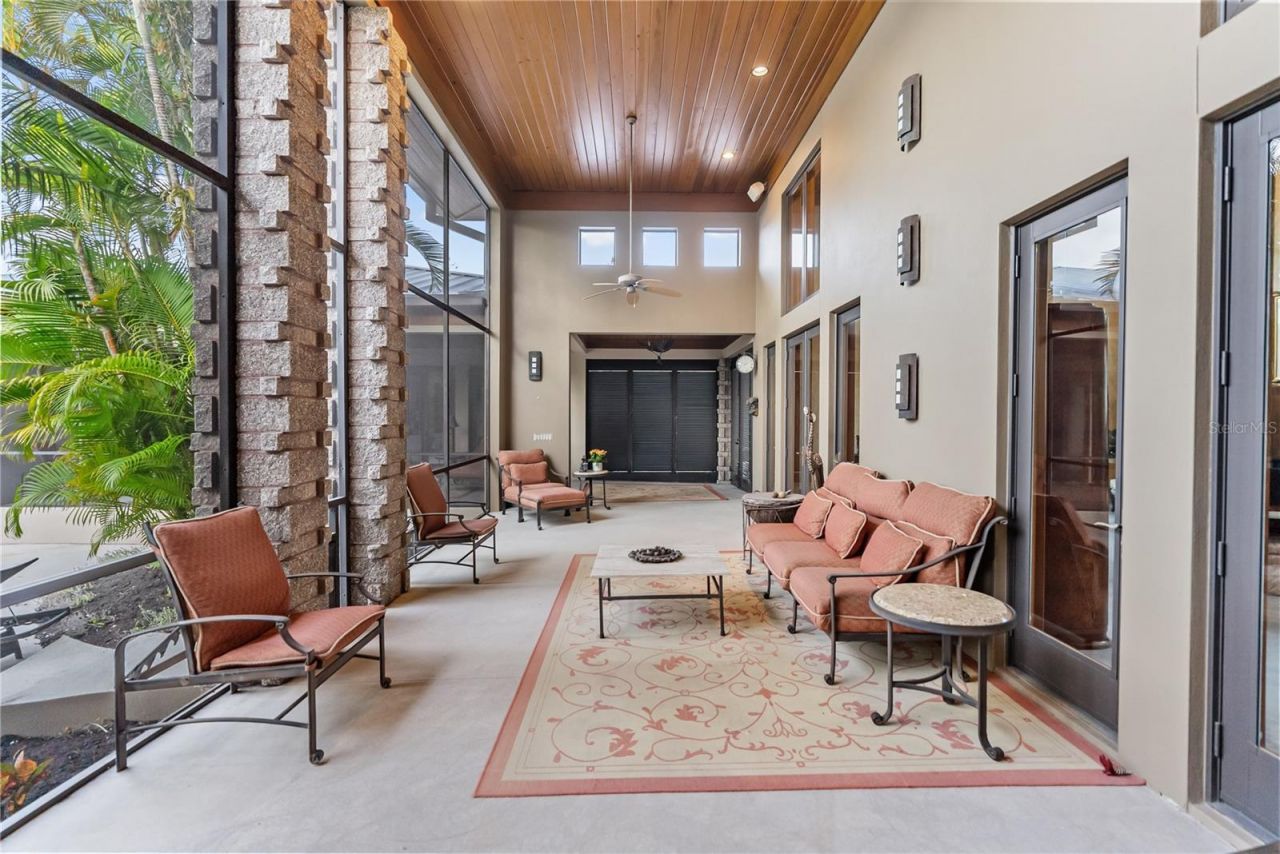 1804 N Lake Shore Drive, Sarasota, FL 34231 Photo