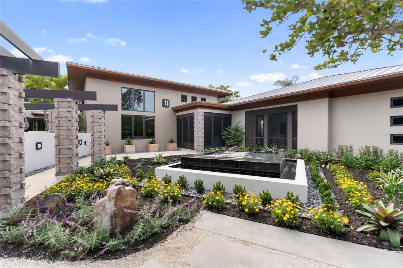 1804 N Lake Shore Drive, Sarasota, FL 34231 Photo