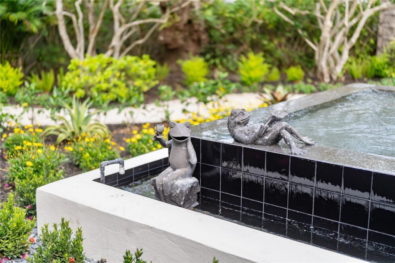 1804 N Lake Shore Drive, Sarasota, FL 34231 Photo