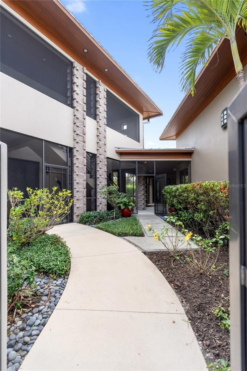 1804 N Lake Shore Drive, Sarasota, FL 34231 Photo