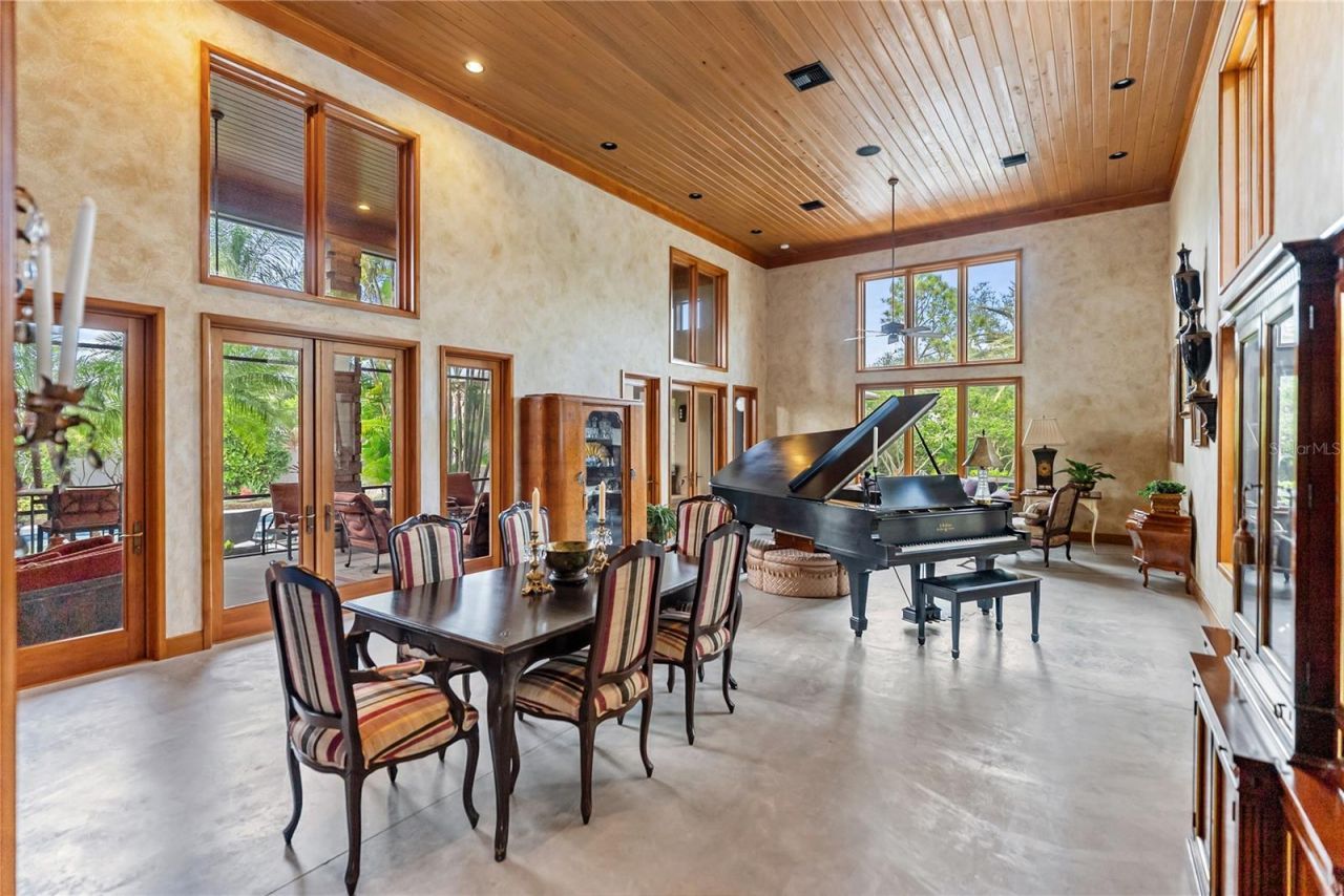 1804 N Lake Shore Drive, Sarasota, FL 34231 Photo