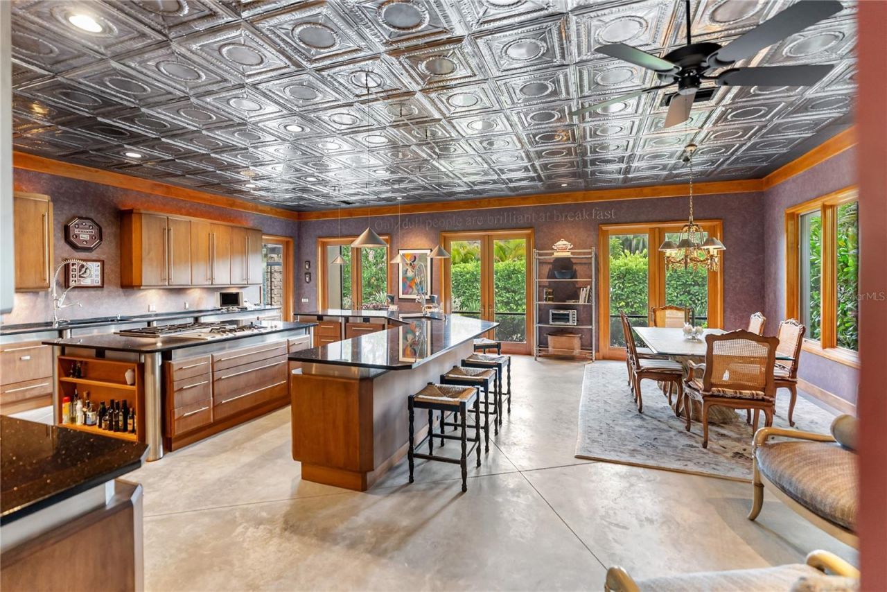 1804 N Lake Shore Drive, Sarasota, FL 34231 Photo