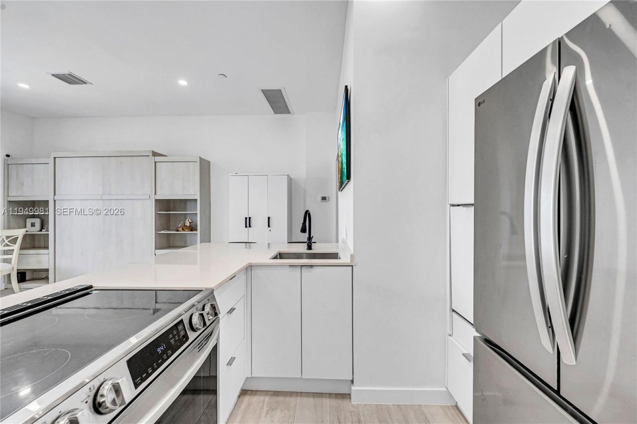 1500 Bay Rd , Unit 1536S, Miami Beach, FL 33139 Photo