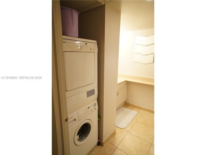 5600 Collins Ave, Unit 4P, Miami Beach, FL 33140 Photo