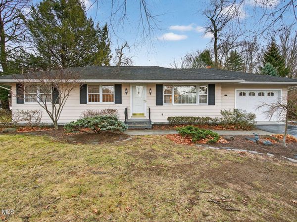 21 Weiser Street, Glenmont, NY 12077