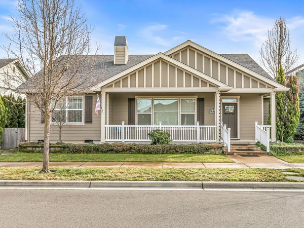 545 Bridge Creek Drive, Central Point, OR 97502